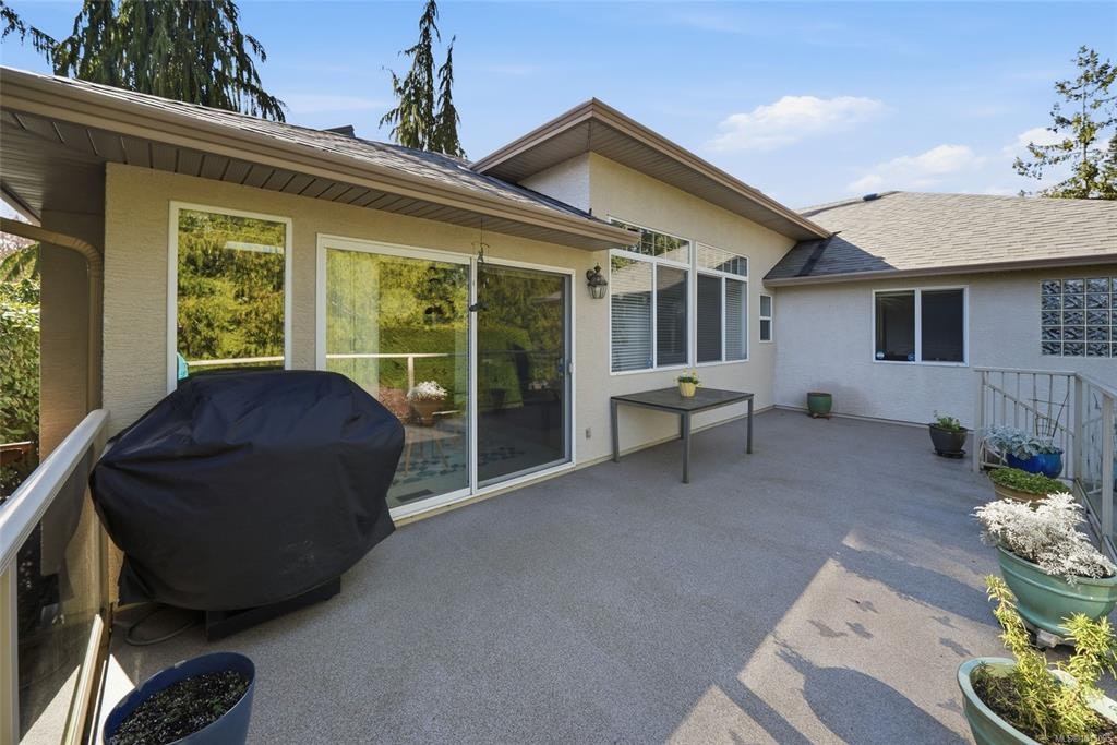 211 Saturna Drive, Qualicum Beach, BC, V9K 2P5 - 28