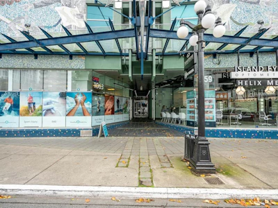 512-1061 Fort Street - 3