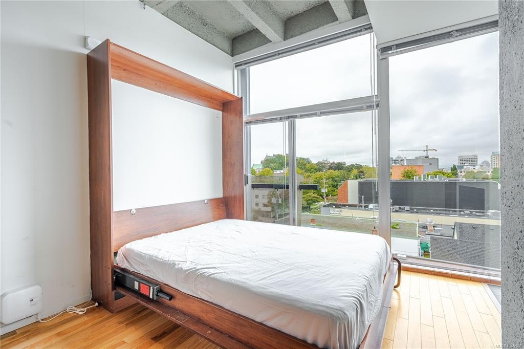 512-1061 Fort Street, Victoria, BC, V8V 3K9 - 7