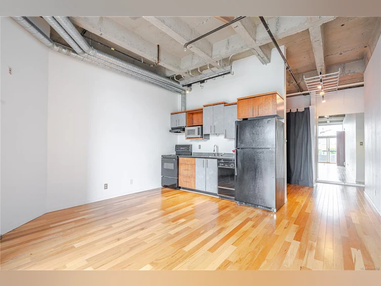 512-1061 Fort Street, Victoria, BC, V8V 3K9 - 14
