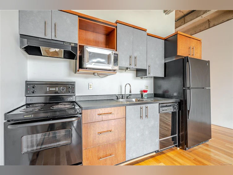 512-1061 Fort Street, Victoria, BC, V8V 3K9 - 18
