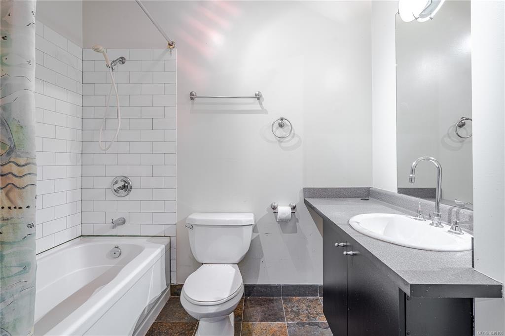 512-1061 Fort Street, Victoria, BC, V8V 3K9 - 19