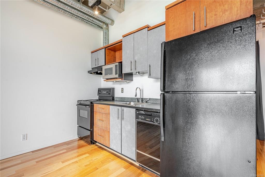 512-1061 Fort Street, Victoria, BC, V8V 3K9 - 16