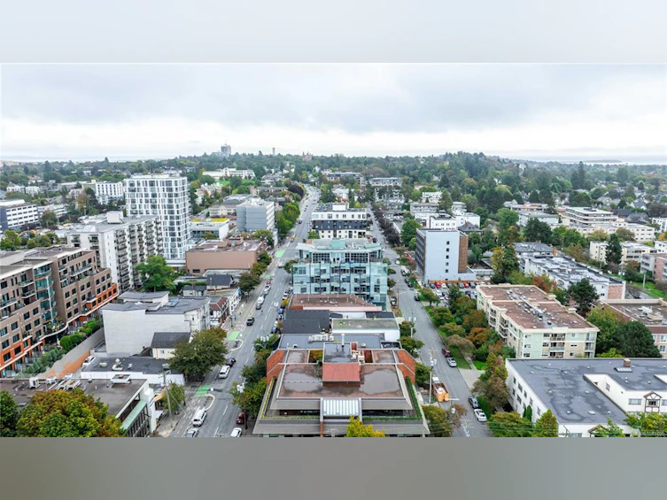 512-1061 Fort Street, Victoria, BC, V8V 3K9 - 39