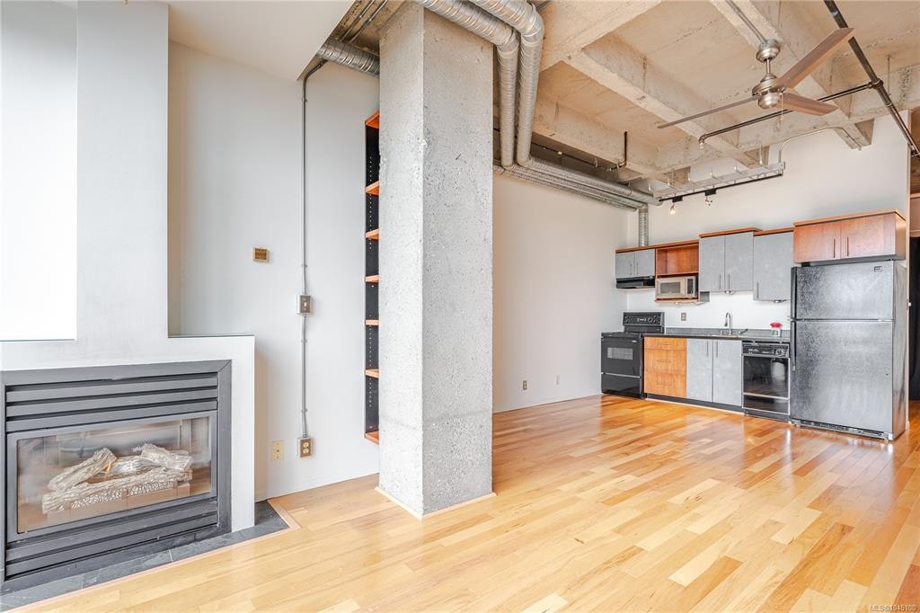 512-1061 Fort Street, Victoria, BC, V8V 3K9 - 13