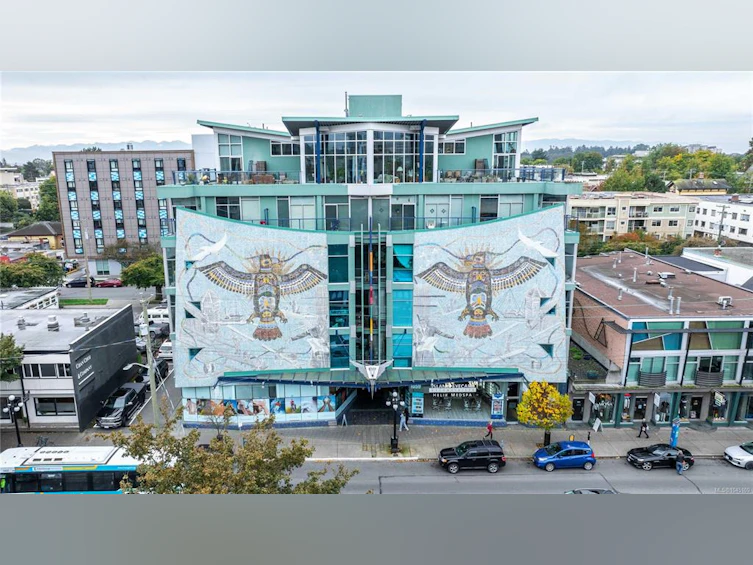 512-1061 Fort Street, Victoria, BC, V8V 3K9