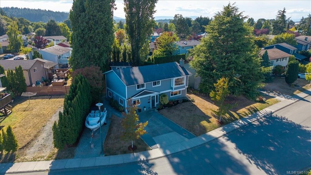 9478 Eastbrook Drive, Sidney, BC, V8L 4J1