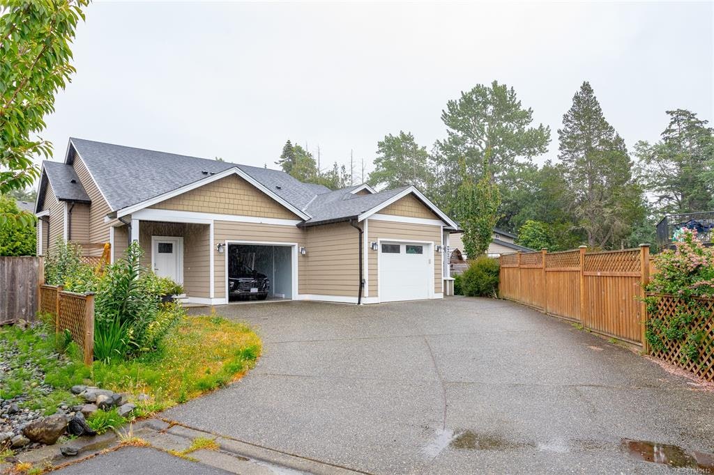 6869 Laura's Lane, Sooke, BC, V9Z 0P8