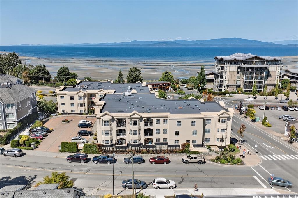 201-220 W Island Highway, Parksville, BC, V9P 2P3