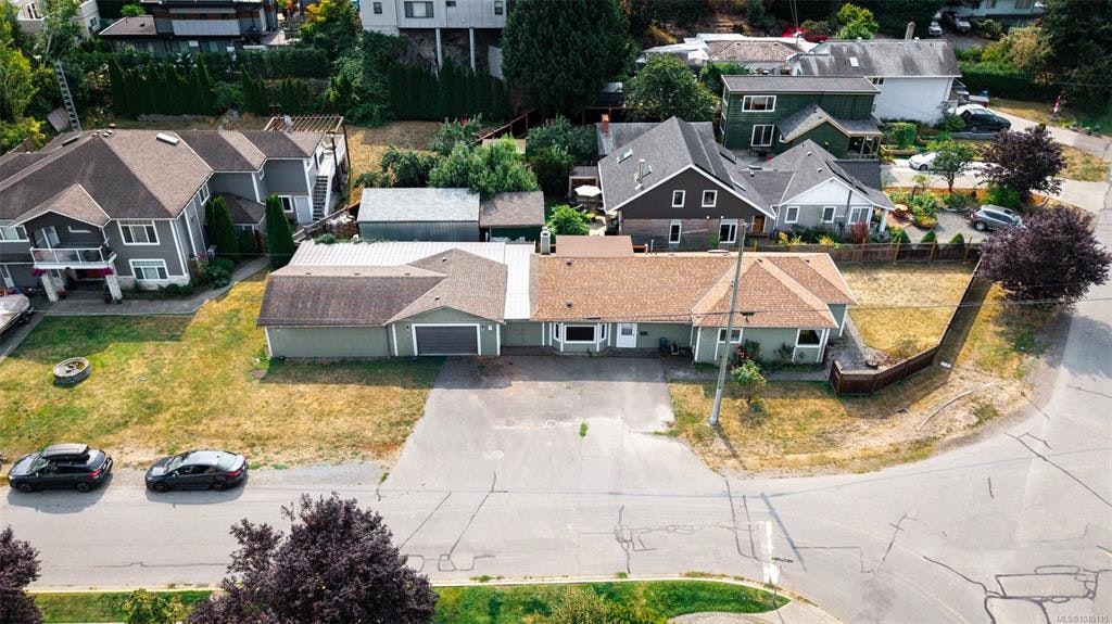 9 Camden Avenue, View Royal, BC, V8Z 1P6 - 2