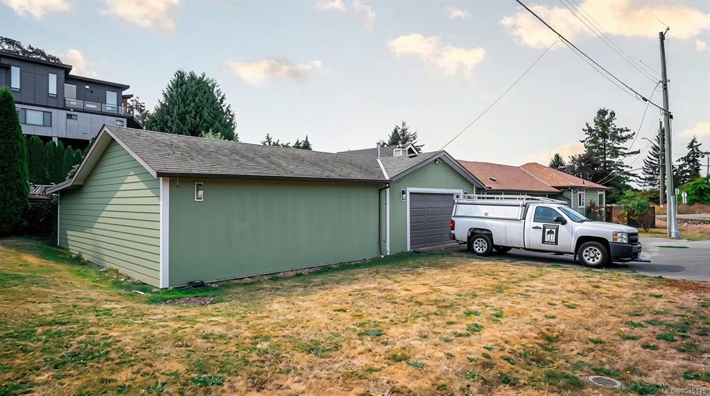 9 Camden Avenue, View Royal, BC, V8Z 1P6 - 4