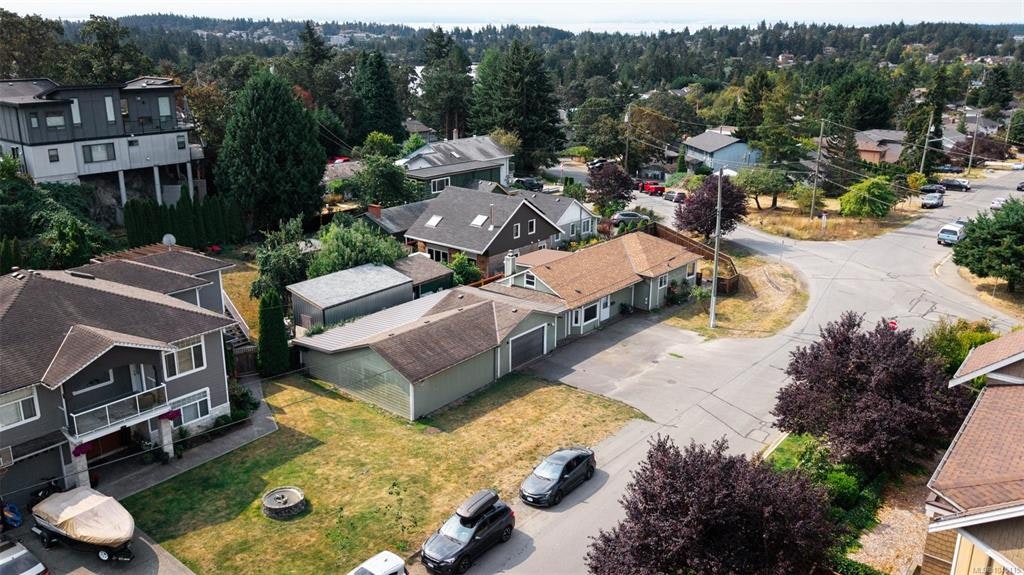9 Camden Avenue, View Royal, BC, V8Z 1P6 - 40