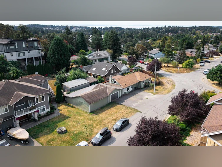 9 Camden Avenue, View Royal, BC, V8Z 1P6 - 40