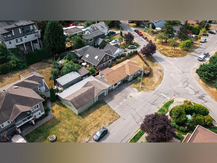 9 Camden Avenue, View Royal, BC, V8Z 1P6 - 50