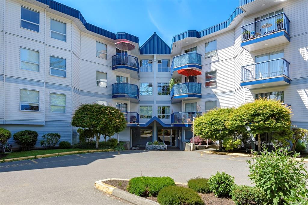 301-200 Back Road, Courtenay, BC, V9N 3W6