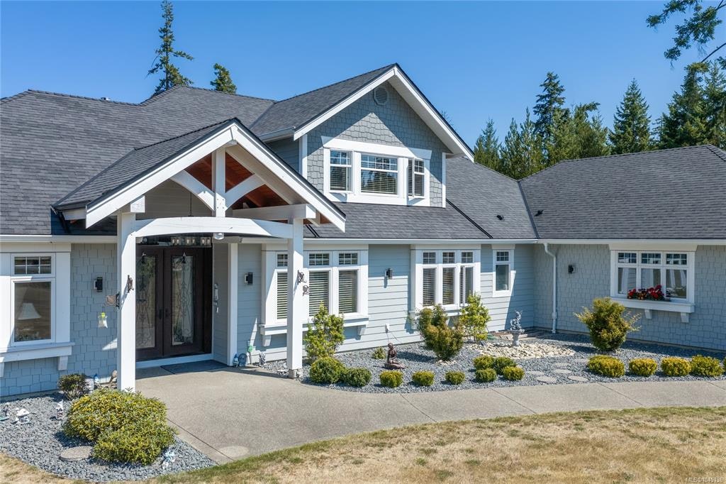 1045 Matuka Drive - 2