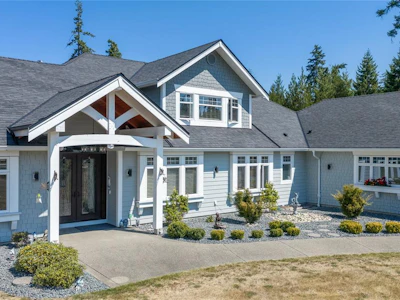 1045 Matuka Drive - 2