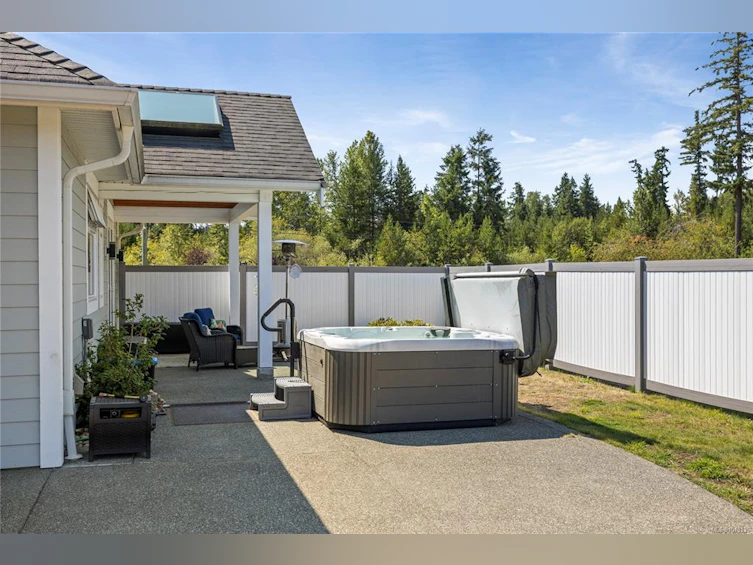 1045 Matuka Drive, Nanoose, BC, V9P 9L3 - 41
