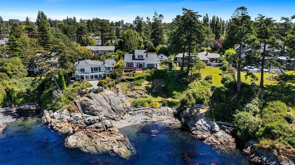 330 Plaskett Place, Esquimalt, BC, V9A 6G4