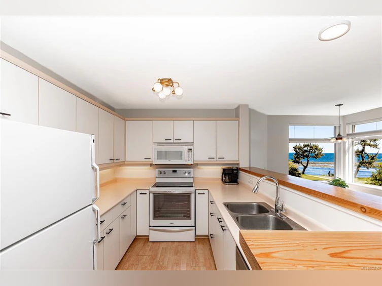 3210-27 S Island Highway, Campbell River, BC, V9W 1A2 - 16