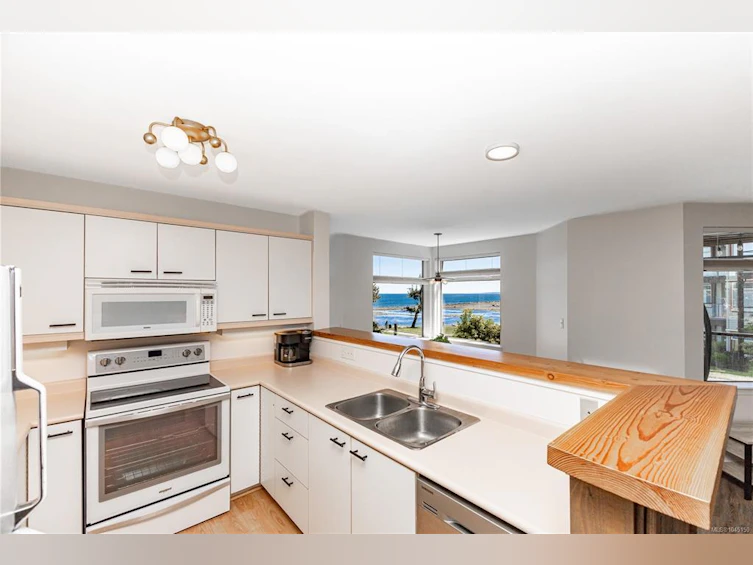 3210-27 S Island Highway, Campbell River, BC, V9W 1A2 - 20