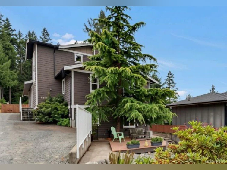 1848 Norbury Road, Shawnigan Lake, BC, V8H 3B4