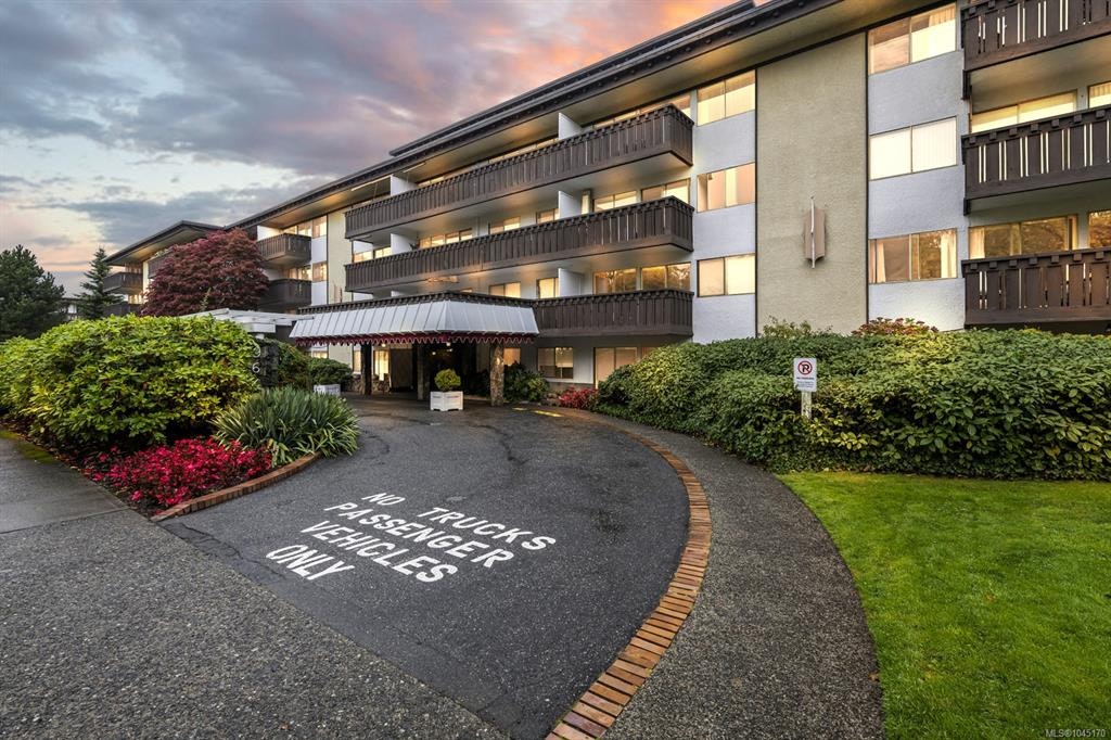418-964 Heywood Street, Victoria, BC, V8V 2Y5