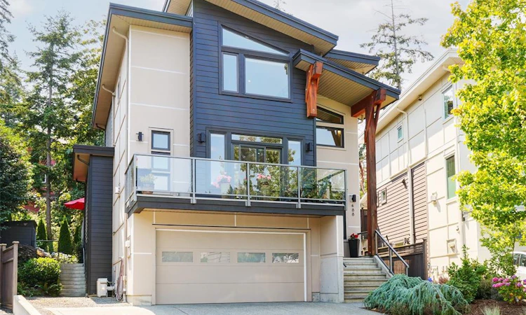 488 Regency Place