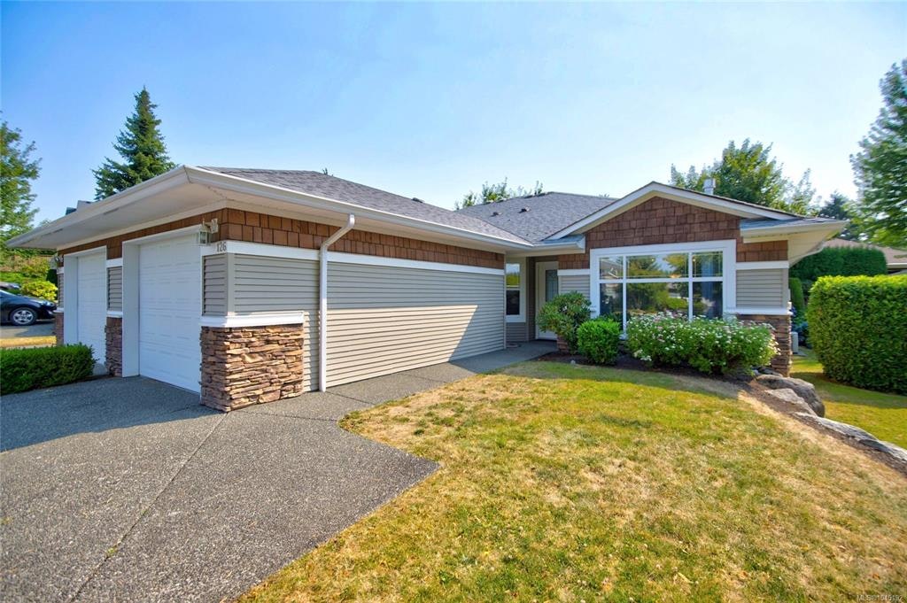 126-2077 St. Andrews Way, Courtenay, BC, V9N 9V5