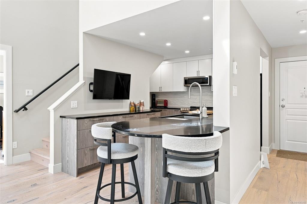 403-1015 Johnson Street, Victoria, BC, V8V 3N6 - 20