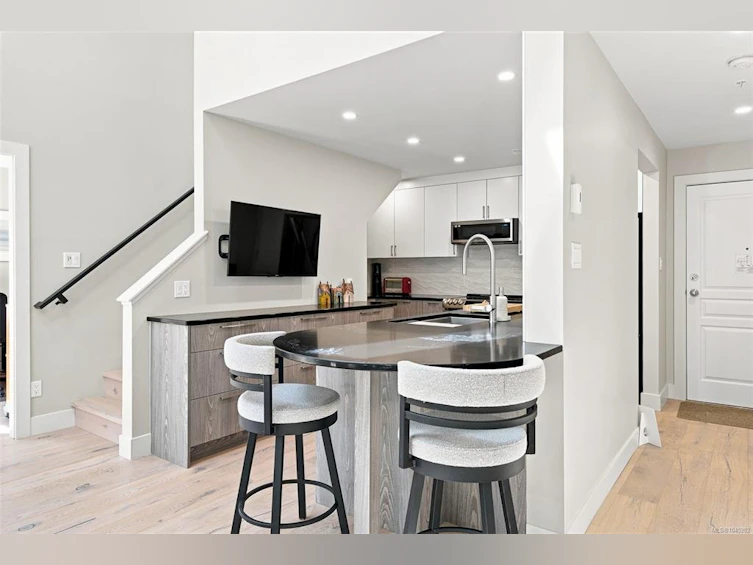 403-1015 Johnson Street, Victoria, BC, V8V 3N6 - 20