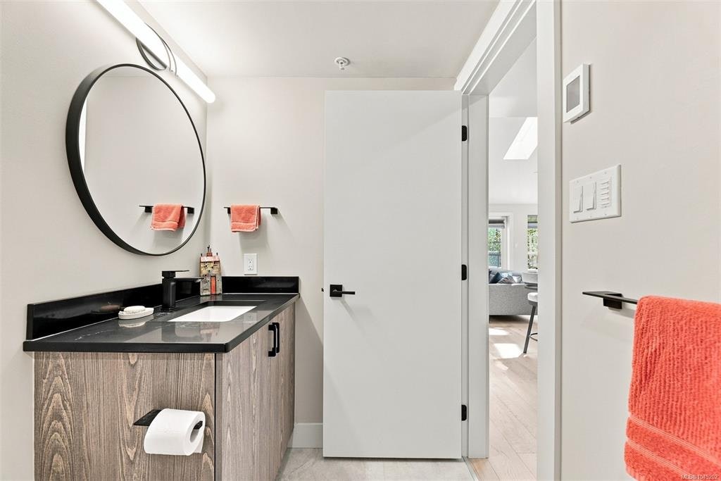 403-1015 Johnson Street, Victoria, BC, V8V 3N6 - 24