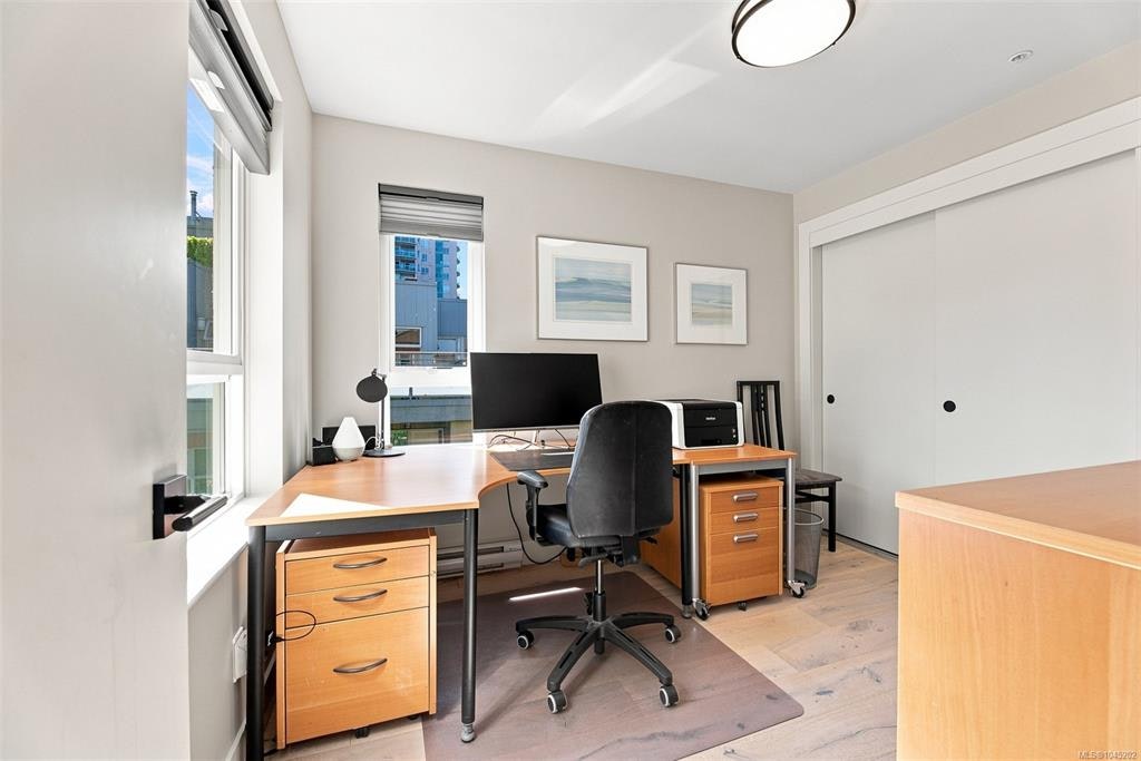 403-1015 Johnson Street, Victoria, BC, V8V 3N6 - 21