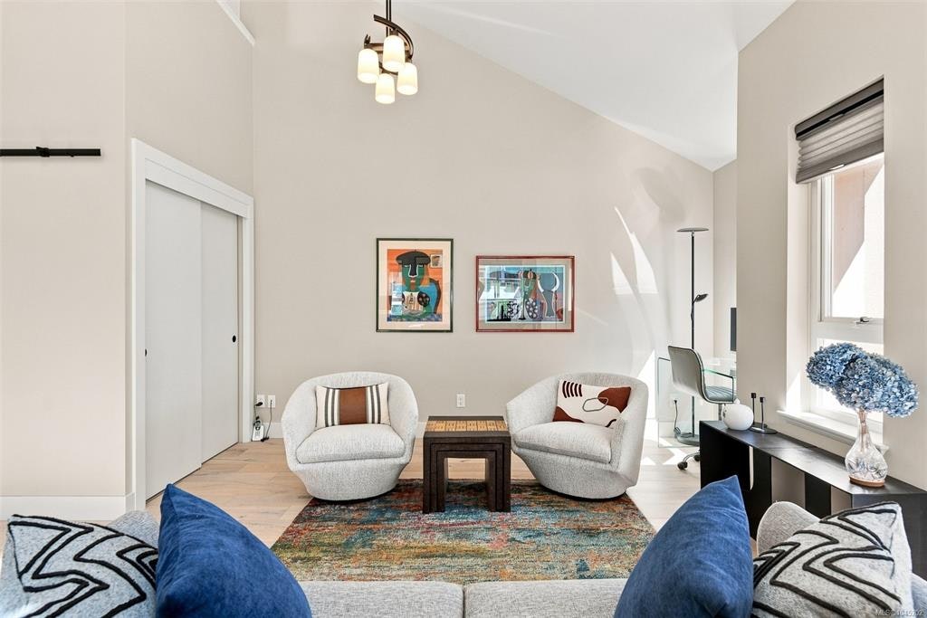 403-1015 Johnson Street, Victoria, BC, V8V 3N6 - 10