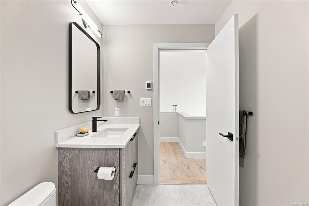 403-1015 Johnson Street, Victoria, BC, V8V 3N6 - 31