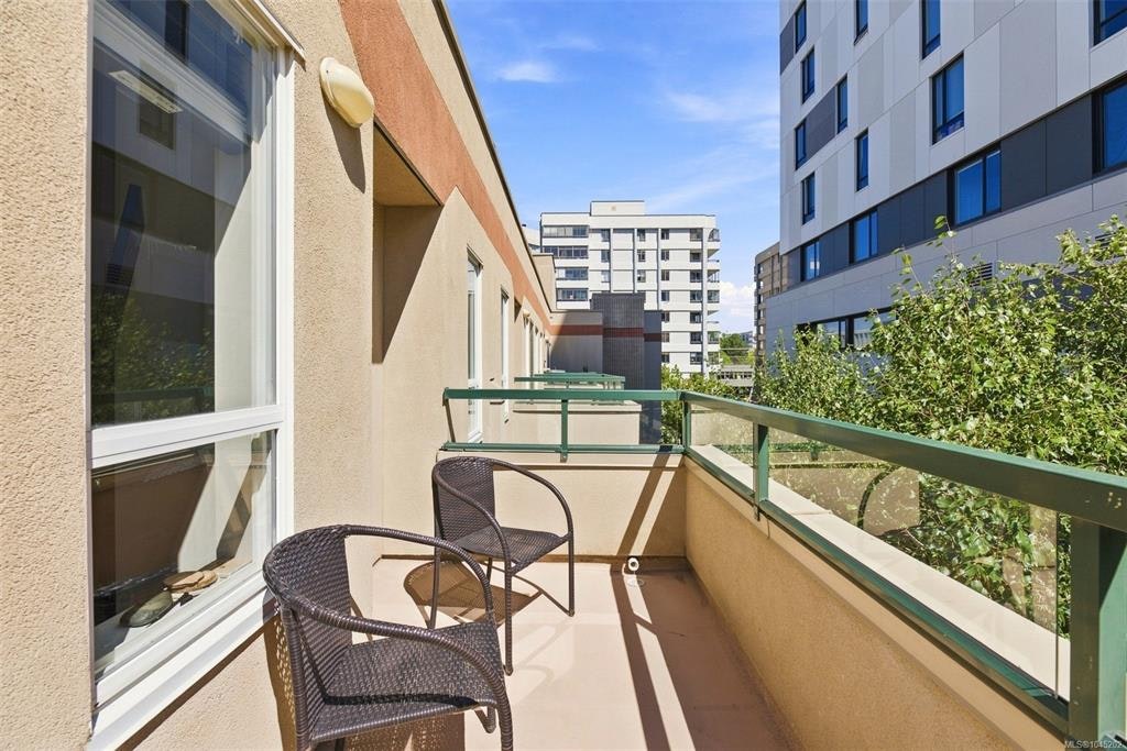 403-1015 Johnson Street, Victoria, BC, V8V 3N6 - 36