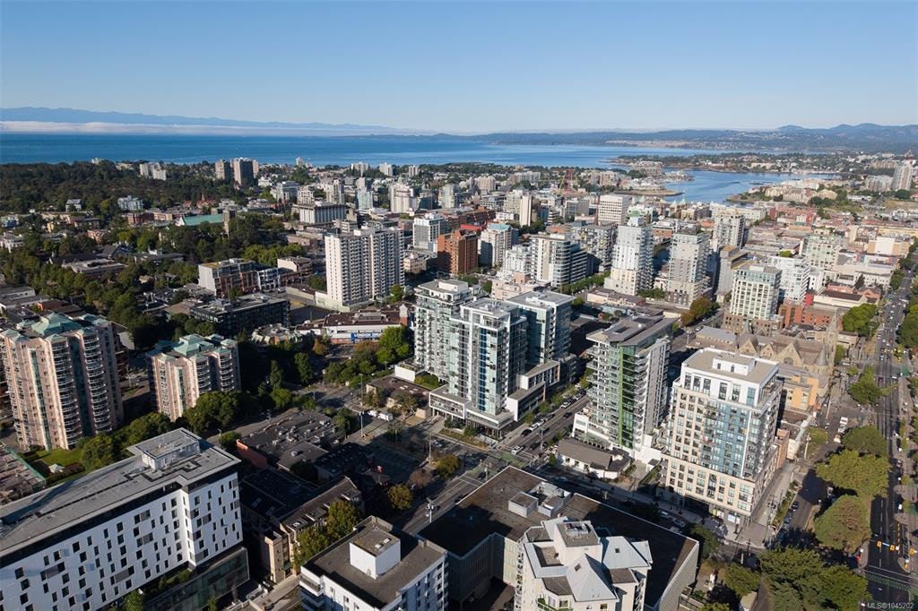 403-1015 Johnson Street, Victoria, BC, V8V 3N6 - 39