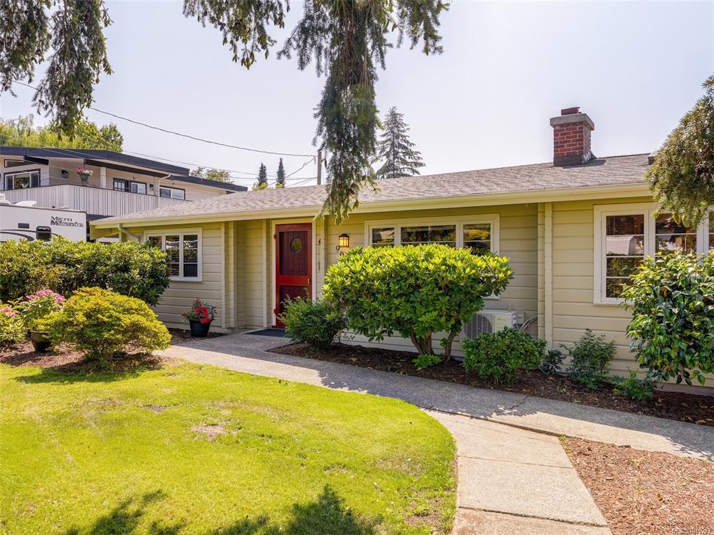 901 Verdier Avenue, Central Saanich, BC, V8M 1B3