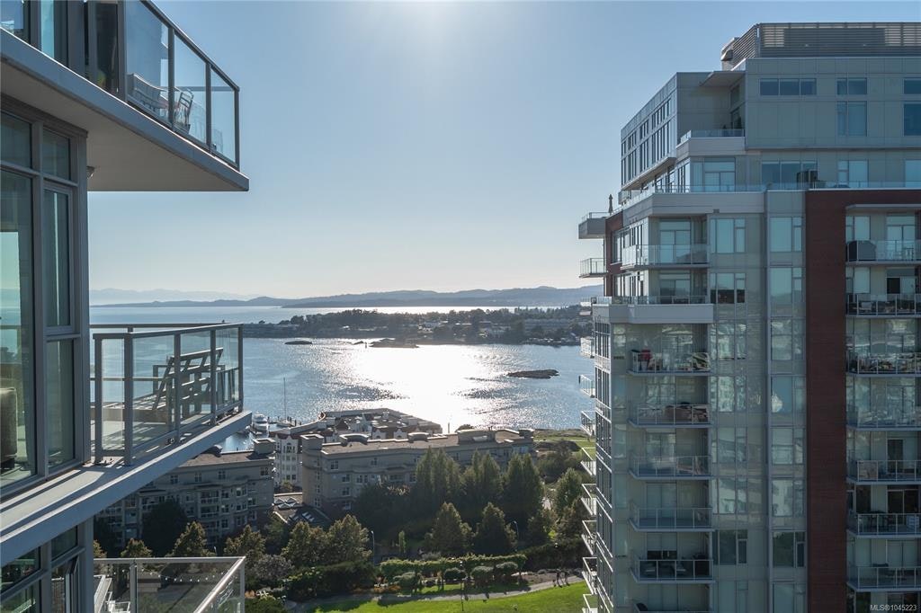 1404-83 Saghalie Road, Victoria, BC, V9A 0E7