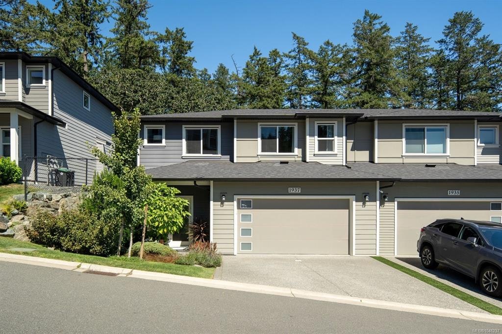 1937 West Park Lane, View Royal, BC, V9B 3R9