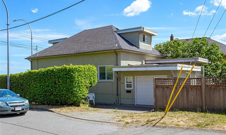 514 Nicol Street