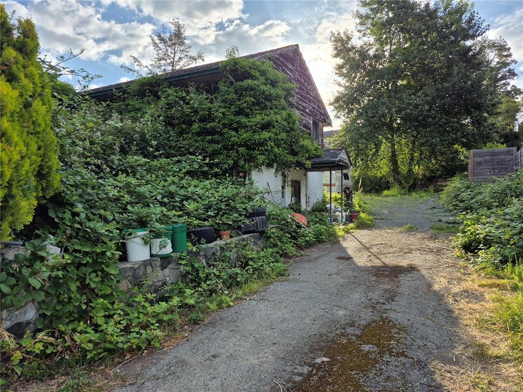 4129 Gillie Road, Saanich, BC, V9E 2C7