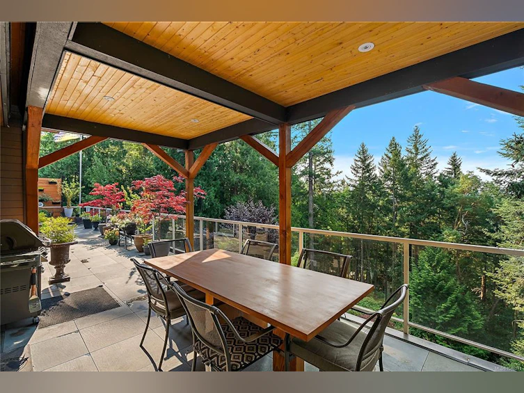 1205 Hillgrove Road, North Saanich, BC, V8L 5K7 - 5