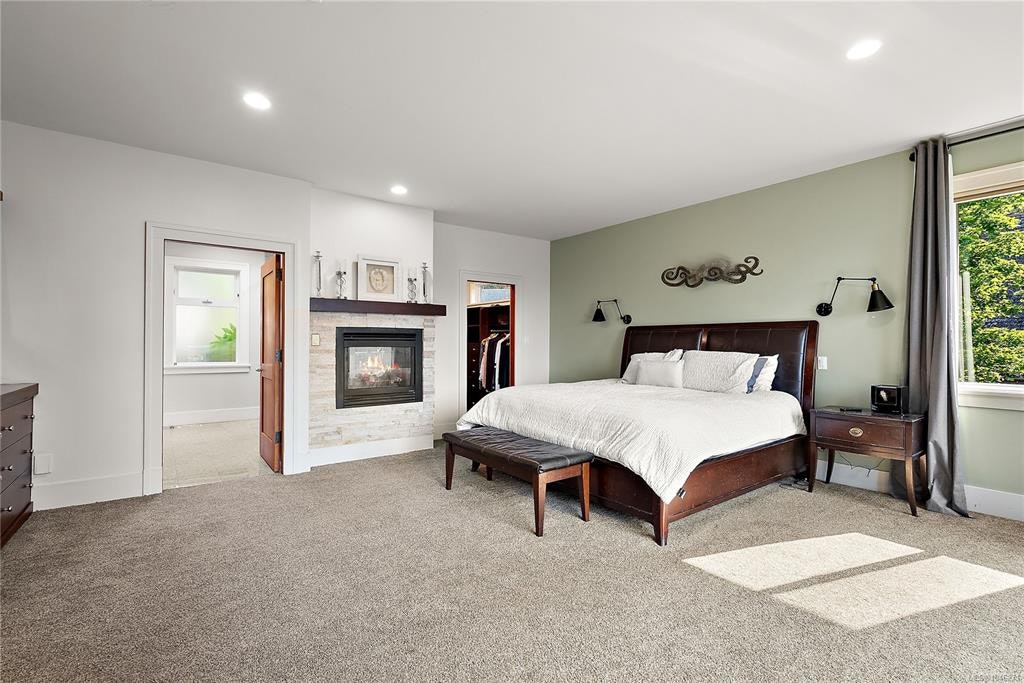 1205 Hillgrove Road, North Saanich, BC, V8L 5K7 - 17