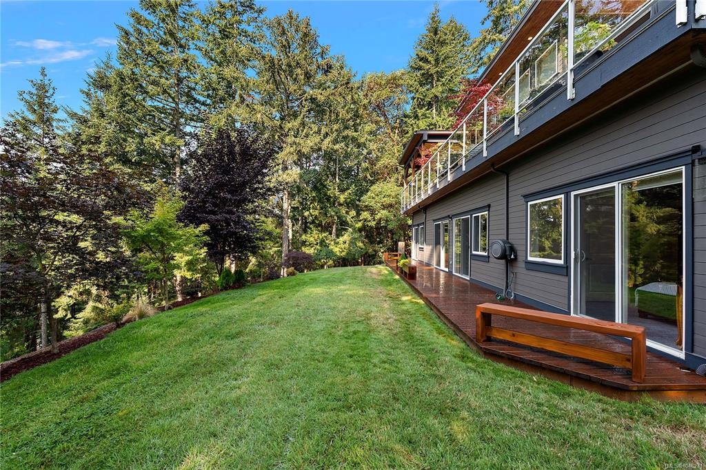 1205 Hillgrove Road, North Saanich, BC, V8L 5K7 - 39