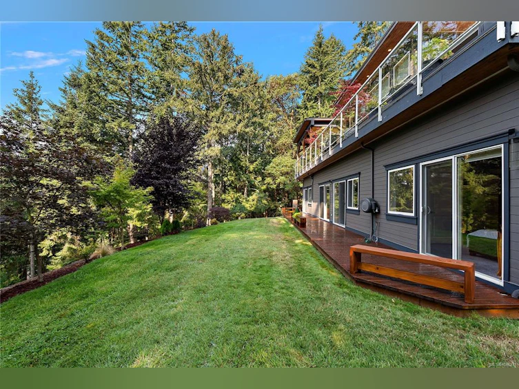 1205 Hillgrove Road, North Saanich, BC, V8L 5K7 - 39