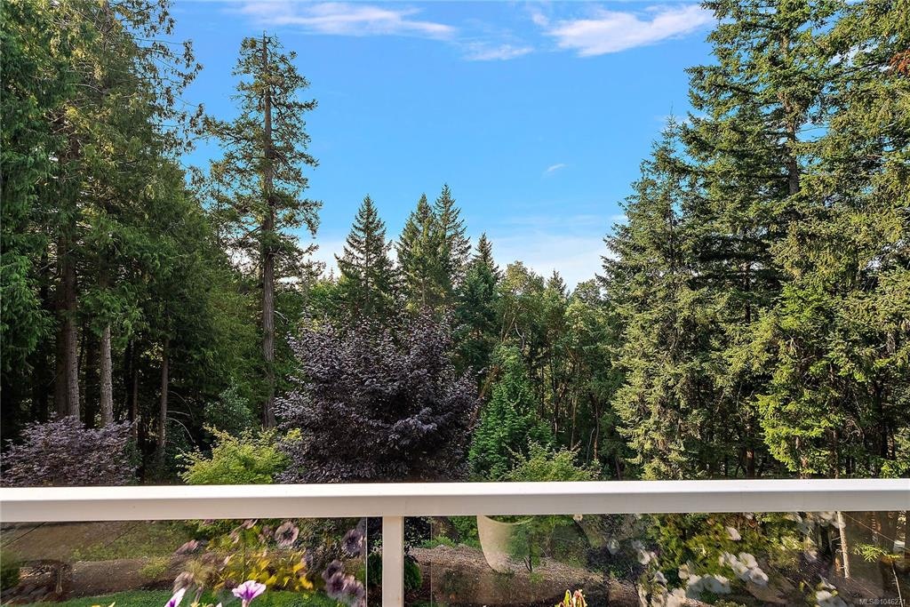 1205 Hillgrove Road, North Saanich, BC, V8L 5K7 - 40