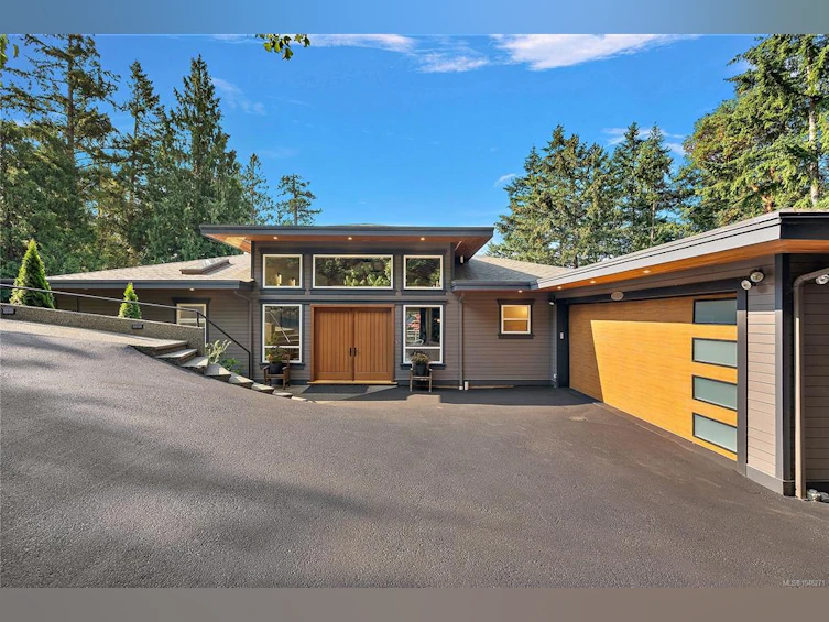 1205 Hillgrove Road, North Saanich, BC, V8L 5K7 - 23