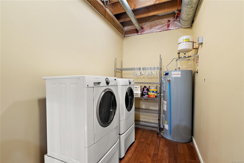 1205 Hillgrove Road, North Saanich, BC, V8L 5K7 - 38
