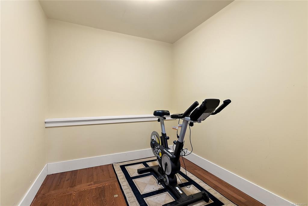 1205 Hillgrove Road, North Saanich, BC, V8L 5K7 - 37